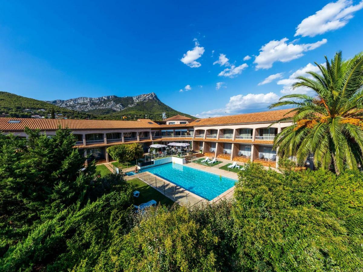 Noemys Toulon La Valette - Hotel Restaurant Avec Piscine Exterior foto